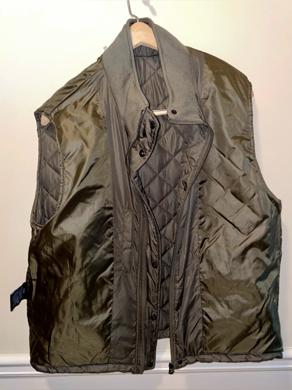 Cole Haan Quilted Green Vest with Stand Collar - Picture 12 of 14